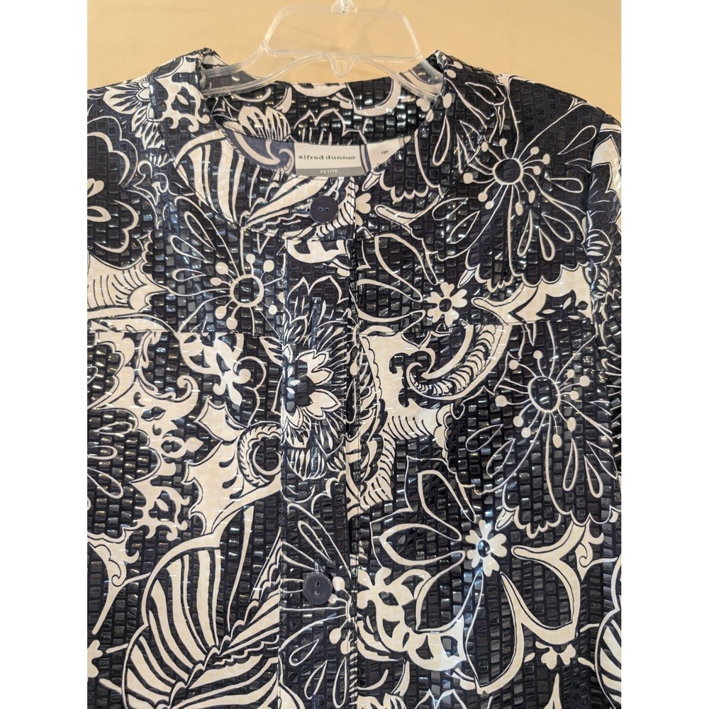 ALFRED DUNNER Petite 16P Button Front Blouse Navy White Floral Textured Top - Picture 3 of 5